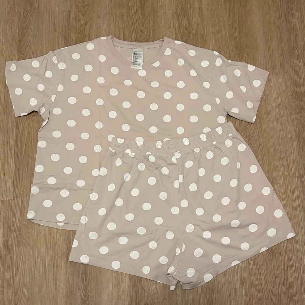 H&M | Women's 100% Cotton PJ Set - Beige and White Polka Dot